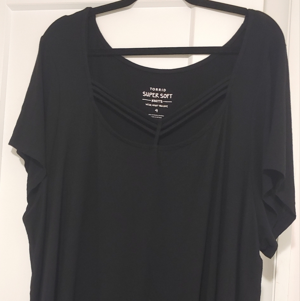 Torrid Black Cut Out Shirt